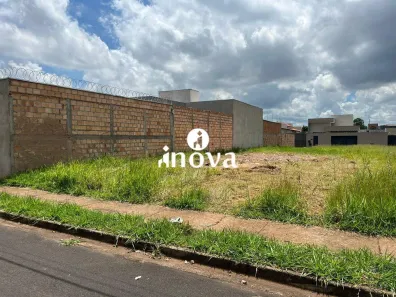 Lote/Terreno à venda, 250m² no Parque das Laranjeiras, Uberaba