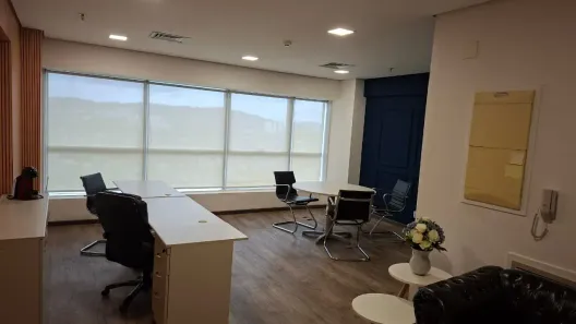 Sala Comercial com 1 Quarto para alugar, 42m² no Green Valley Alphaville, Barueri