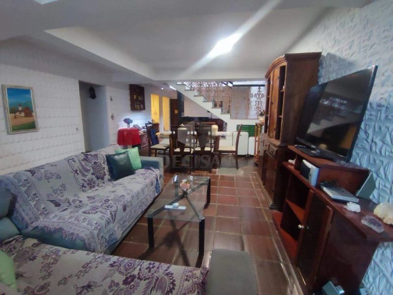 Casa com 7 quartos — Serra, Belo Horizonte