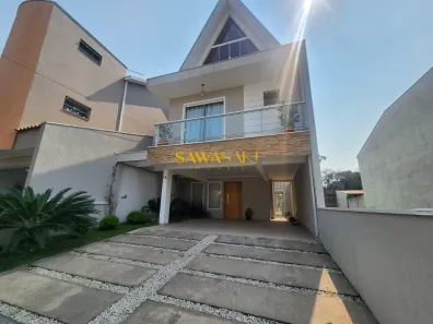 Sobrado com 4 Quartos à venda, 275m² no Uberaba, Curitiba