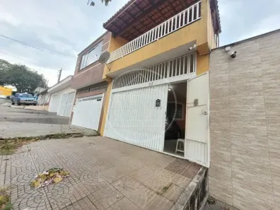 Sobrado com 4 Quartos à venda, 170m² no Jardim das Imbuias, São Paulo