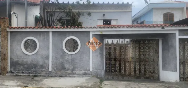 Sobrado com 3 Quartos à venda, 234m² no Vila Domitila, São Paulo