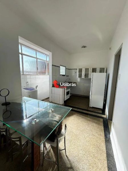 Apartamento com 3 quartos — Sagrada Família, Belo Horizonte