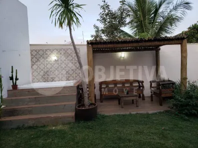Casa com 4 Quartos à venda, 217m² no Cidade Jardim, Uberlândia