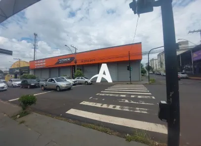 Galpão/Depósito/Armazém para alugar, 1840m² no Brasil, Uberlândia