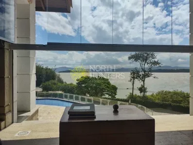 Casa com 4 Quartos para alugar, 200m² no Sambaqui, Florianópolis