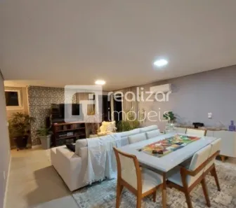 Casa com 4 Quartos para alugar, 230m² no Agronômica, Florianópolis