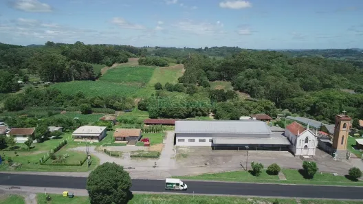 Casa com 3 Quartos à venda, 100m² no , Flores da Cunha