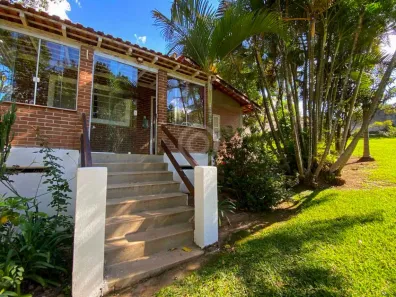 Fazenda/Sítio com 2 Quartos à venda, 190m² no Jardim Alto de Santa Cruz, Itatiba