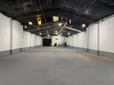 Galpão/Depósito/Armazém para alugar, 750m² no Chácara Califórnia, São Paulo