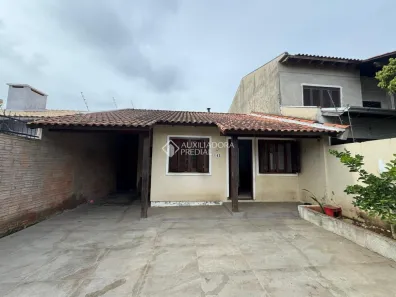 Casa com 2 Quartos para alugar, 130m² no Harmonia, Canoas