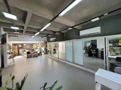 Ponto Comercial com 2 Quartos para alugar, 252m² no Bela Vista, Porto Alegre