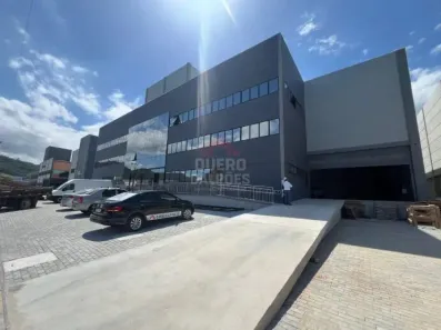 Galpão/Depósito/Armazém para alugar, 4000m² no Centro, Biguaçu