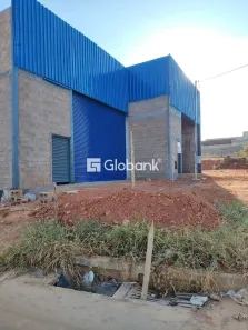 Galpão/Depósito/Armazém à venda, 340m² no Independência, Montes Claros