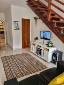 Casa de Condomínio com 2 Quartos à venda, 76m² no Capricórnio II, Caraguatatuba