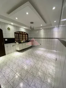 Sobrado com 4 Quartos à venda, 229m² no Jardim Itapeva, Mauá