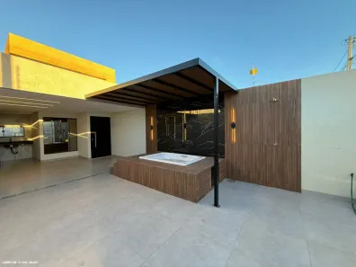 Casa com 3 Quartos à venda, 110m² no , Guanambi