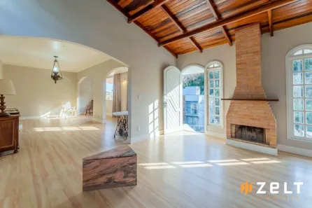 Casa com 4 Quartos à venda, 258m² no Centro, Blumenau
