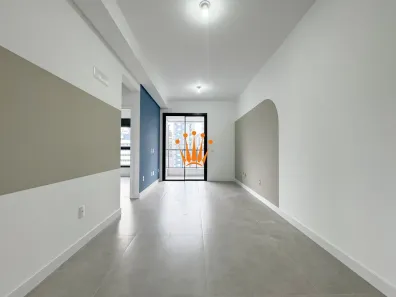 Apartamento com 2 Quartos à venda, 67m² no Centro, Florianópolis