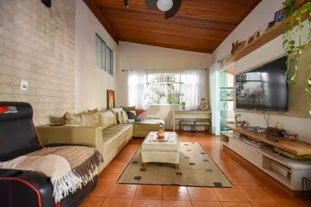 Casa com 4 Quartos à venda, 684m² no Camboinhas, Niterói