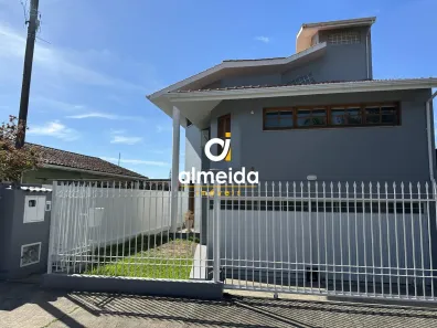 Casa com 3 Quartos à venda, 300m² no Patronato, Santa Maria