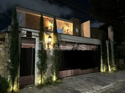 Sobrado com 4 Quartos à venda, 600m² no Vila Bertioga, São Paulo