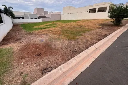 Lote/Terreno à venda, 300m² no Estância Hípica, Nova Odessa