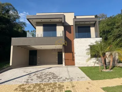Sobrado com 2 Quartos à venda, 215m² no Vila Pasti, Louveira