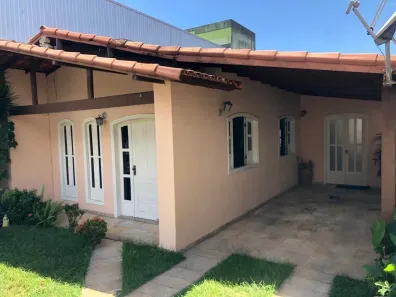 Casa com 3 Quartos à venda, 300m² no Jardim Limoeiro, Serra