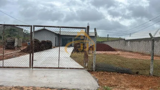 Fazenda/Sítio com 2 Quartos à venda, 140m² no Cercado, Araçoiaba da Serra