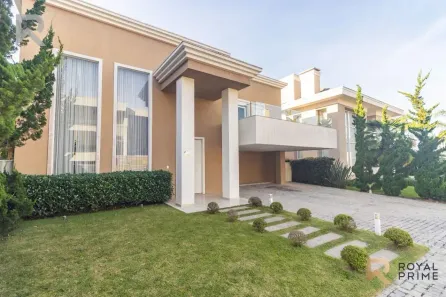 Casa com 3 Quartos à venda, 420m² no Campo Comprido, Curitiba