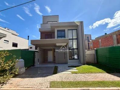 Casa de Condomínio com 3 Quartos à venda, 181m² no Santa Cândida, Curitiba