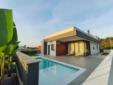 Casa com 3 Quartos à venda, 215m² no Arroio, Imbituba