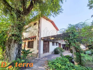 Casa com 4 Quartos à venda, 1075m² no Centro de Vila Velha, Vila Velha