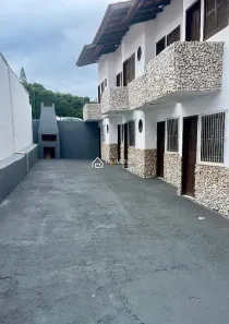 Apartamento com 2 Quartos para alugar, 51m² no Ingleses do Rio Vermelho, Florianópolis