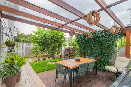 Casa de Condomínio com 4 Quartos à venda, 256m² no Vista Alegre, Curitiba