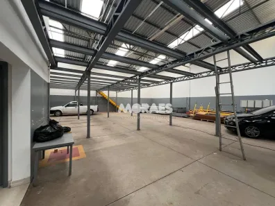 Galpão/Depósito/Armazém para venda ou aluguel, 355m² no Vila Engler, Bauru