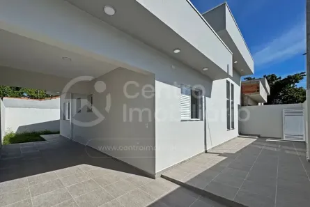 Casa com 3 Quartos à venda, 93m² no , Peruíbe
