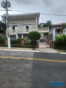 Casa com 5 Quartos à venda, 220m² no Pacaembu, São Paulo