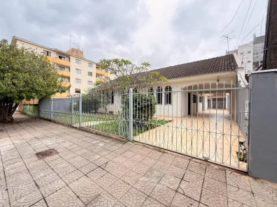 Casa com 3 Quartos para alugar, 182m² no Zona 07, Maringá