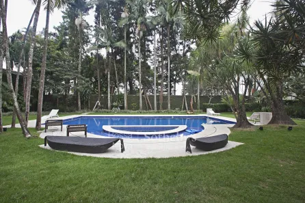 Casa com 5 Quartos à venda, 1800m² no Jardim Cordeiro, São Paulo