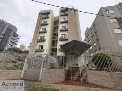 Apartamento com 3 Quartos para alugar, 96m² no Água Verde, Curitiba