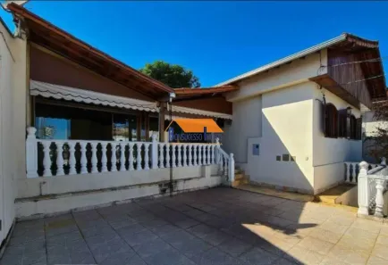 Casa com 3 Quartos à venda, 250m² no Santa Tereza, Belo Horizonte