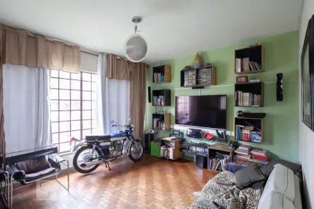 Casa com 3 Quartos à venda, 240m² no Santa Efigênia, Belo Horizonte