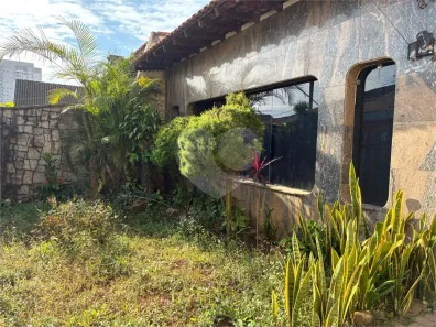 Casa com 3 Quartos à venda, 330m² no Vila Galvão, Guarulhos