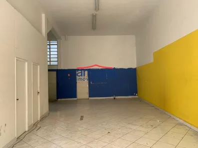Imóvel Comercial para alugar, 200m² no Centro, Jacareí