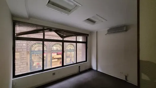 Sala Comercial para alugar, 180m² no Centro, São Paulo