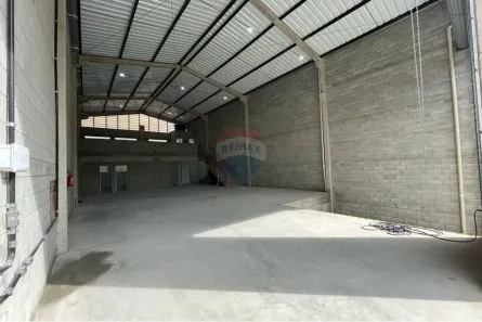 Galpão/Depósito/Armazém para alugar, 320m² no Vila Carlina, Mauá