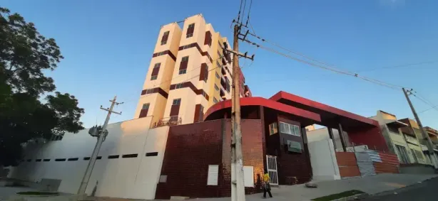 Apartamento com 2 Quartos para alugar, 45m² no Farol, Maceió