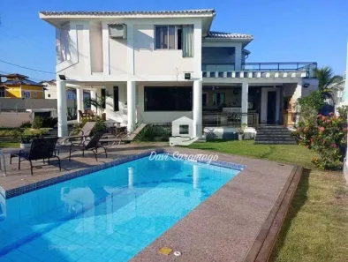 Casa com 4 Quartos à venda, 470m² no Camboinhas, Niterói